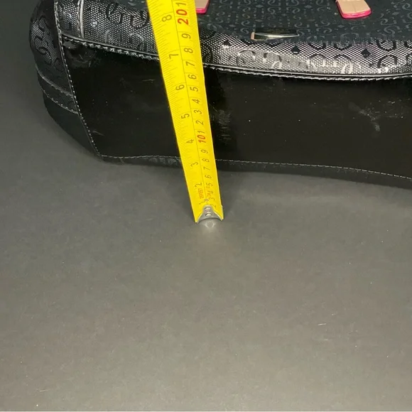 Guess Pratt Satchel Handbag Purse Rare Vintage Style Black and pink - Picture 12 of 12